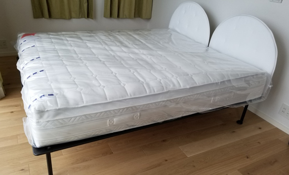 Flou TAPPETO VOLANTE・MEMOFORM TOP SENSE