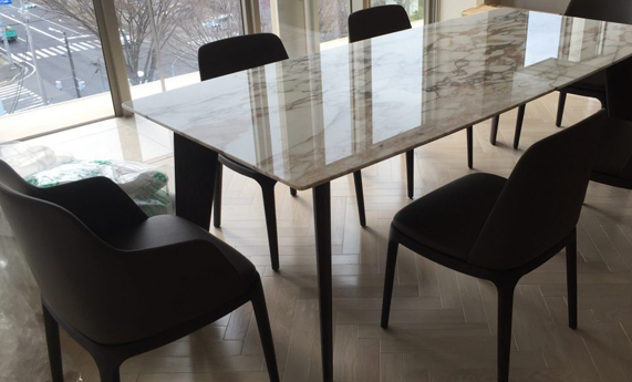 Poliform Howard・Grace