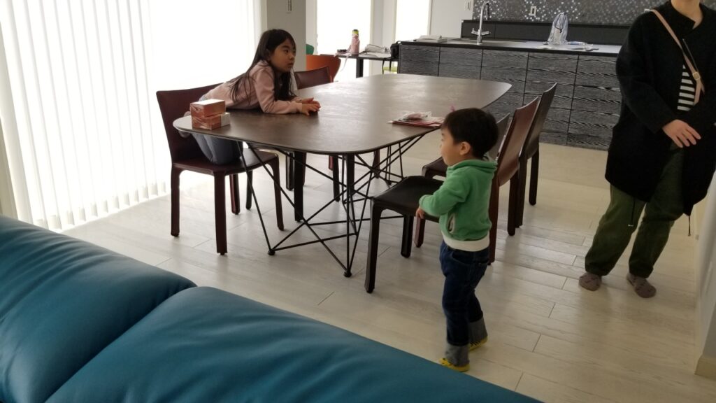 Cattelan Italia GORDON KERAMIK / Cassina CAB Chair