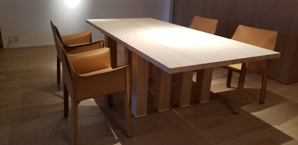 Cassina 413 CAB アームチェア、La Basilicaダイニングテーブル 3