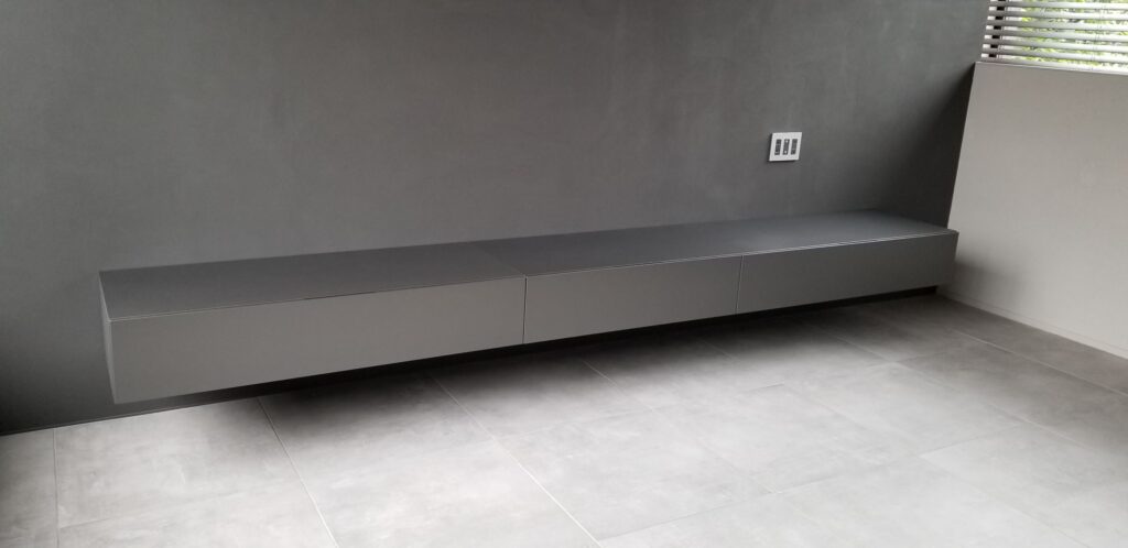 Poliform SINTESI 壁面収納