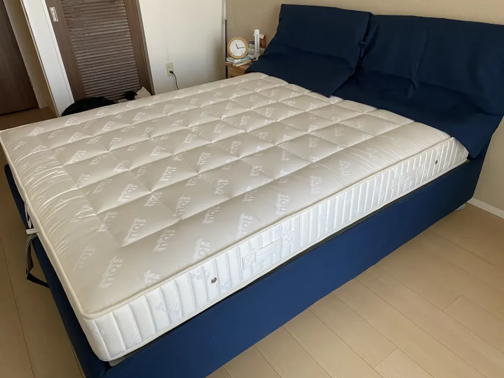 Flou NATHALIE ベッド W160cm