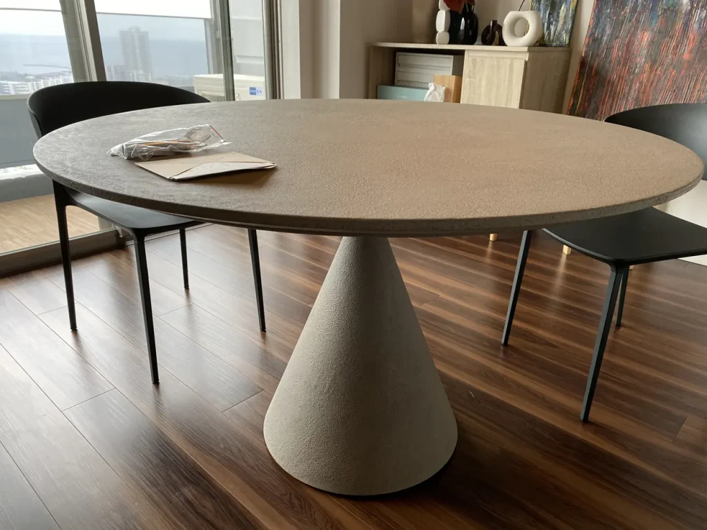 DESALTO CLAY テーブル・KOKI チェア