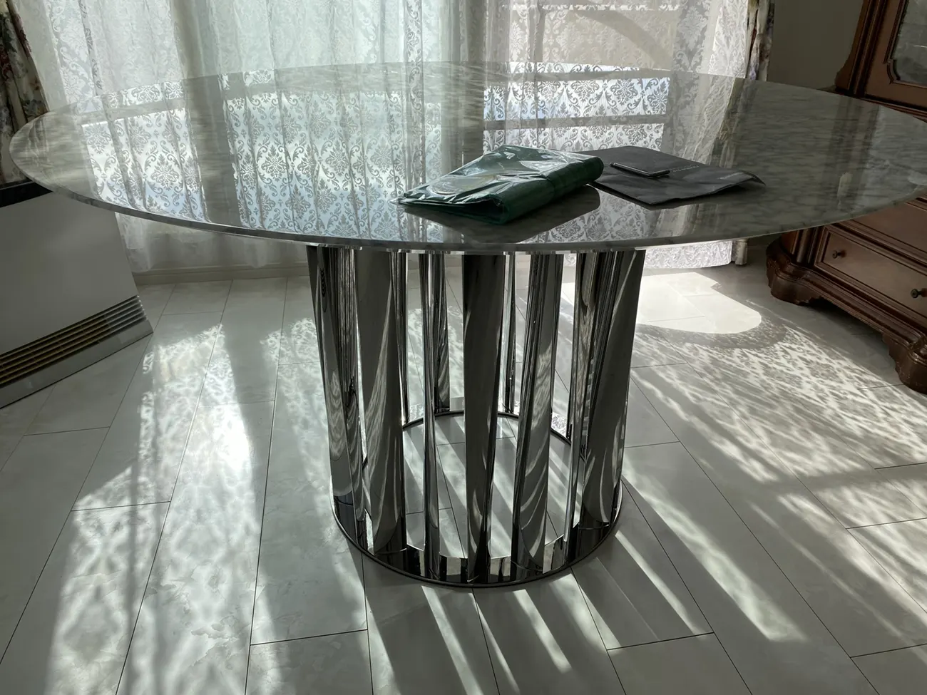 納品事例 カッシーナ(Cassina) ボボリ(BOBOLI) テーブル - ILDESIGN