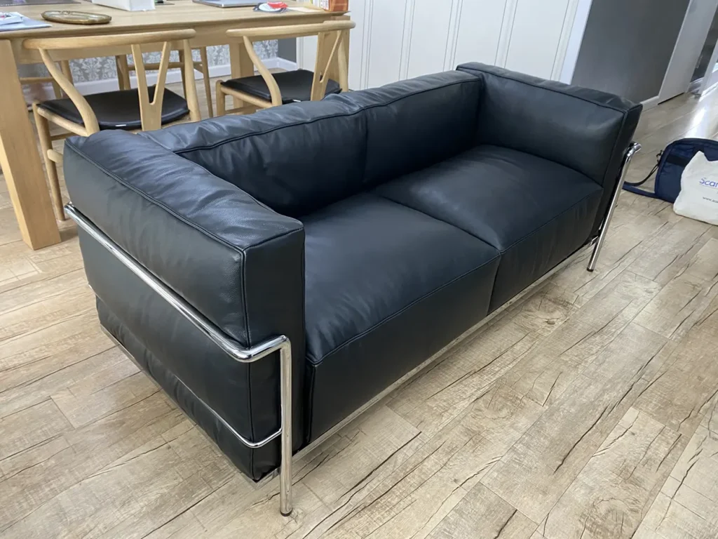 Cassina LC3 ソファ