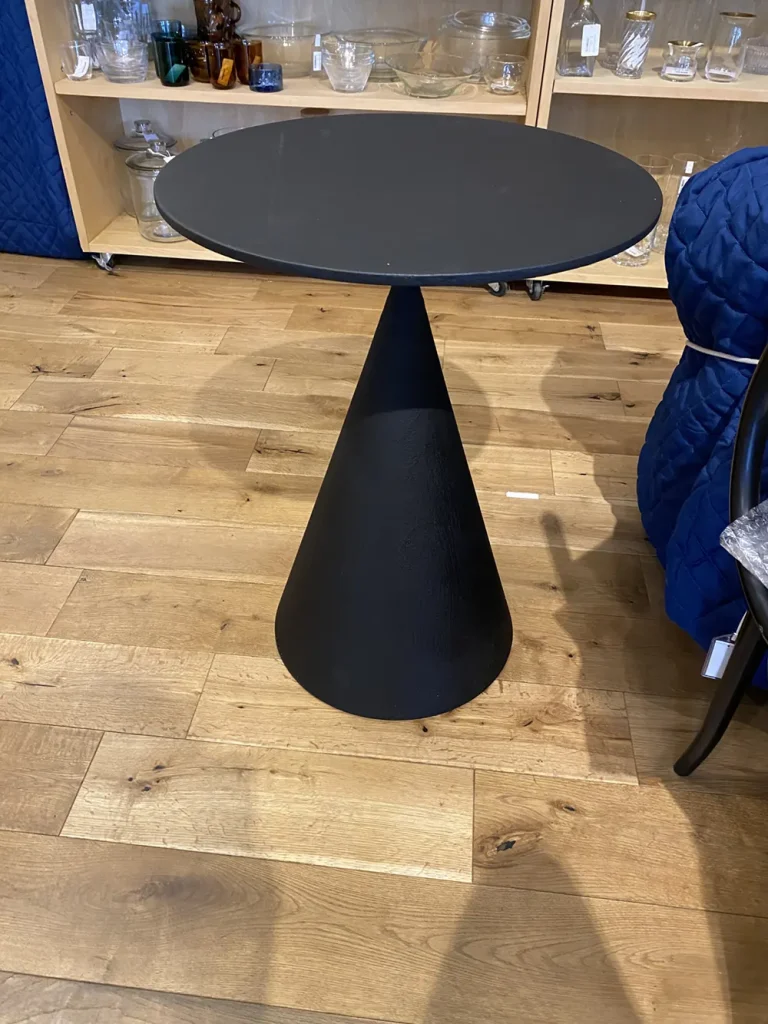 DESALTO CLAY コーヒーテーブル