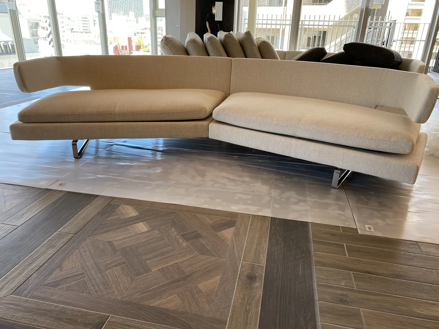 納品事例 B&B ItaliaARNE ソファ - ILDESIGNメッセージ