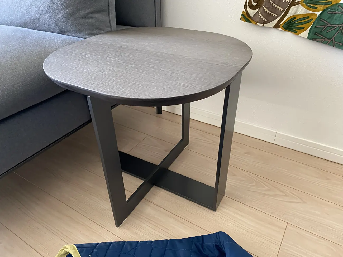 Molteni&C DOMINO グレー ガラストップ サイド テーブル 納品事例 Molteni&C DOMINO NEXT コーヒーテーブル - ILDESIGNメッセージ