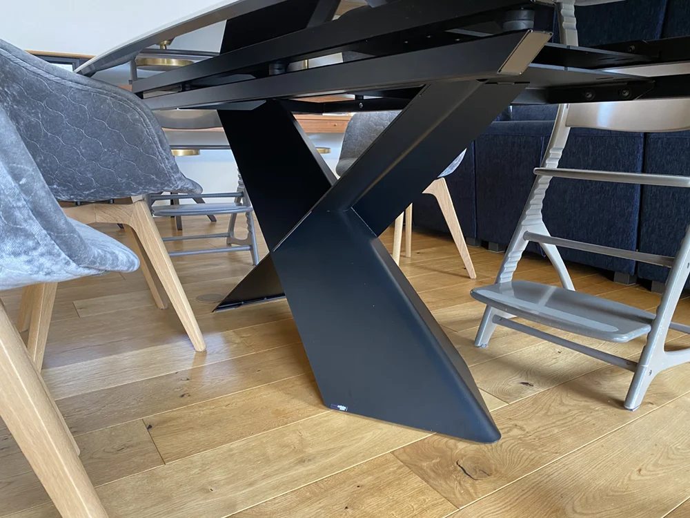 Cattelan Italia(カッテラン・イタリア) TYRON KERAMIK(タイロン・ケラミック) ダイニングテーブル