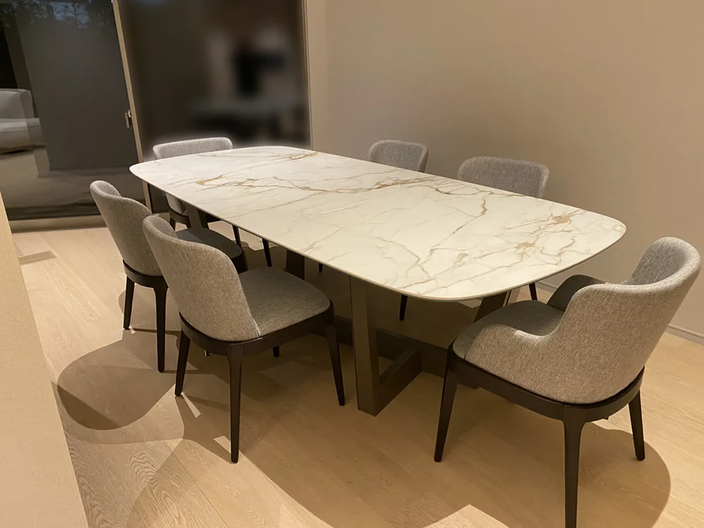 BONALDO(ボナルド) ART(アート) ダイニングテーブル、
Cattelan Italia(カッテランイタリア) MAGDA(マグダ) チェア