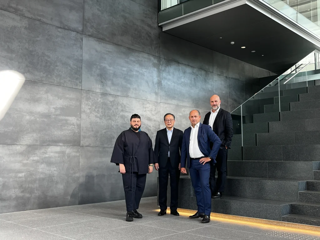 P.O.南青山ホール 1Fロビーでのワンショット