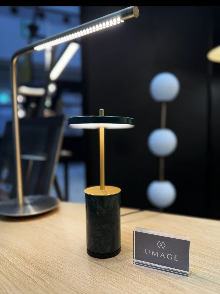 UMAGEの新しいアイコン"Asteria Move Mini"ポータブルランプ