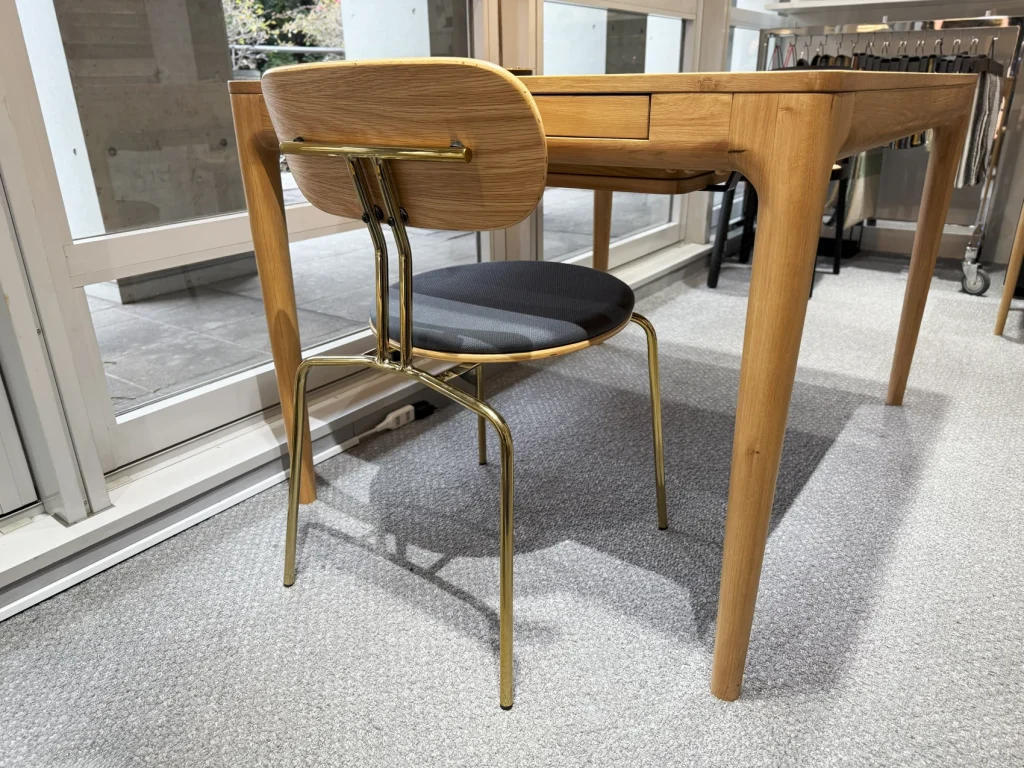 Curious | dining chair (2脚set)