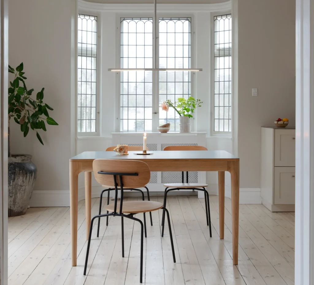 UMAGE "Heart'n'soul" dining table