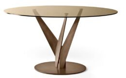 epsylon <span class="kana">(イプシロン)</span>