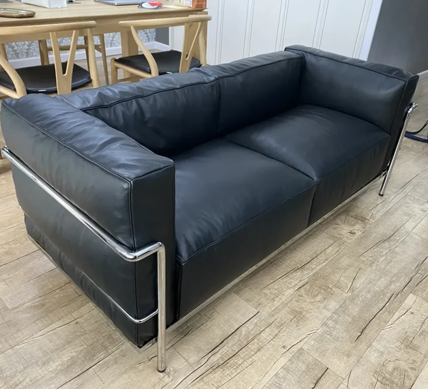 Cassina LC3 ソファ