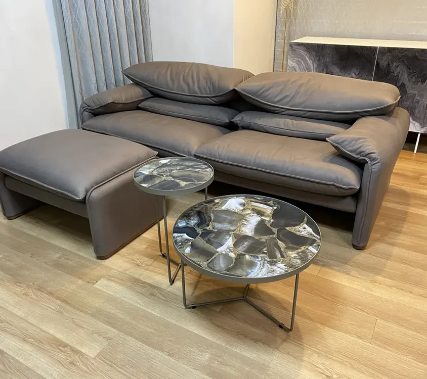 Cassina Maralunga 40 MAXI ソファ＋オットマン、Cattelan Italia Billy Keramik コーヒーテーブル