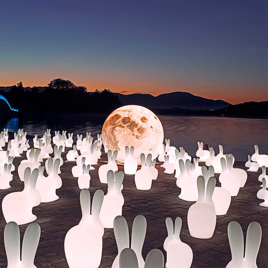 20220613_qeeboo-rabbit-lamp