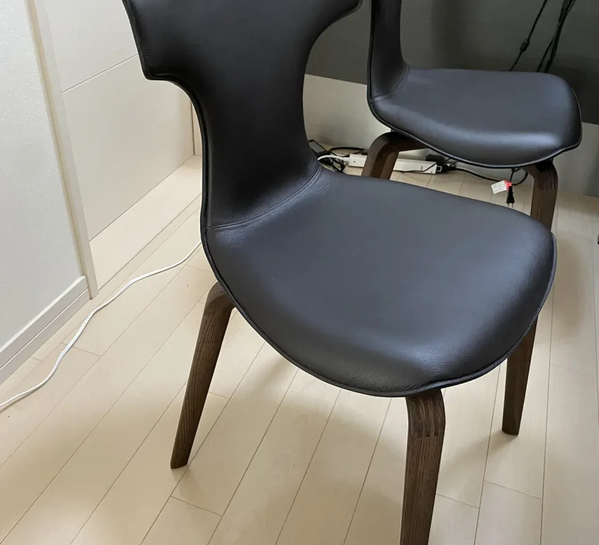Poltrona Frau MONTERA チェア