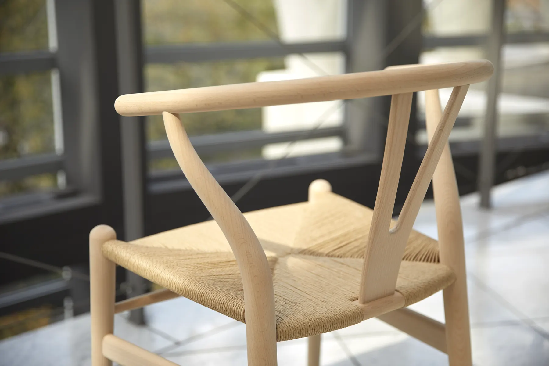 CH24 Wishbone Chair 東京デザインセンターにて撮影 CH24 Wishbone Chair 東京デザインセンターにて撮影