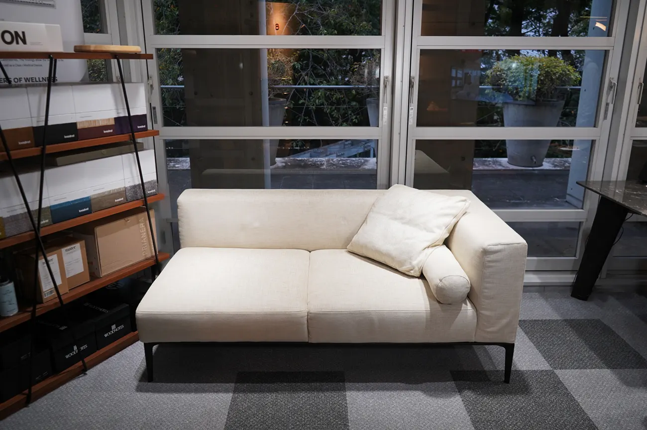 Walter Knoll "Jaan Living Sofa" 東京デザインセンターにて撮影