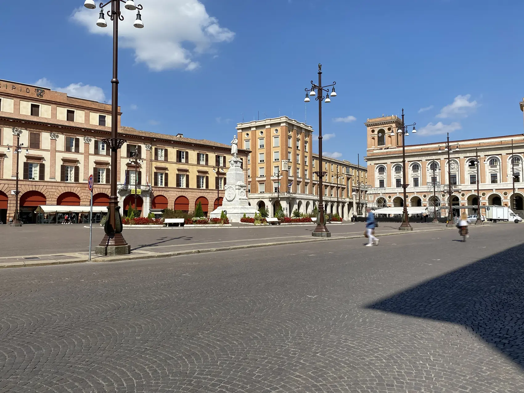 ご案内したブランド"Prianera"のあるForliの街並み ご案内したブランド"Prianera"のあるForliの街並み
