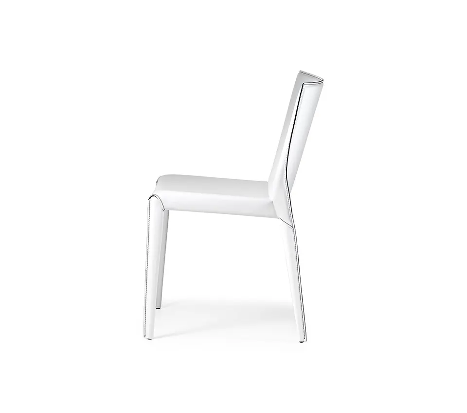 cattelan-italia_beverly_202605-4