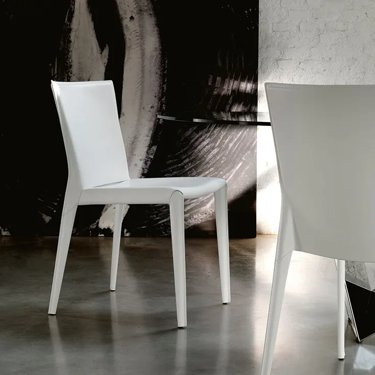 cattelan-italia_beverly_202605-6
